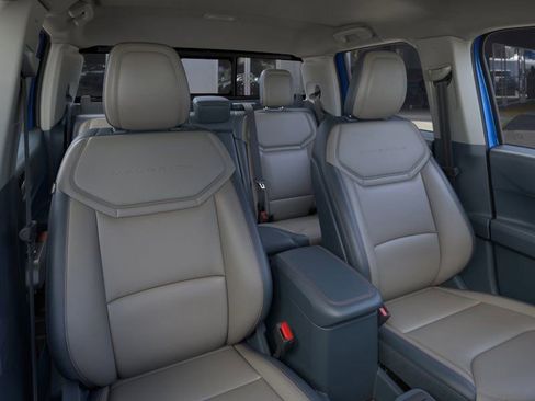New 2025 Ford Maverick Lariat w/ 4K Tow Package image 11