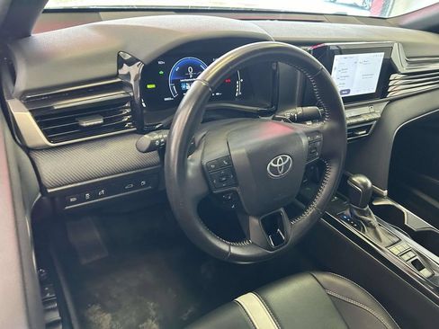 Certified 2025 Toyota Camry SE FWD image 13