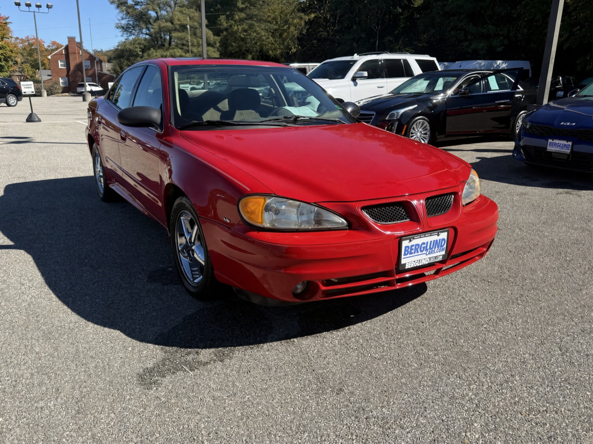 Used 2004 Pontiac Grand Am SE FWD image 4