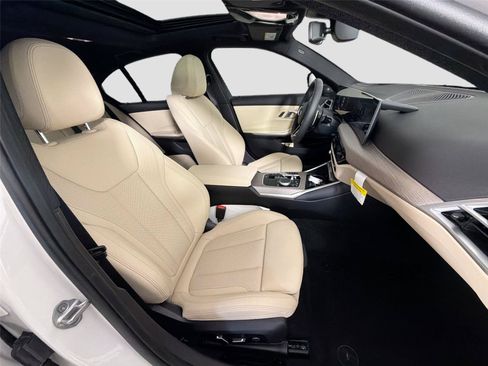 New 2026 BMW 330i Sedan w/ M Sport Package RWD image 60