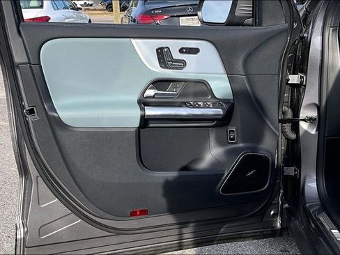 Used 2024 Mercedes-Benz GLA 35 AMG 4MATIC image 17