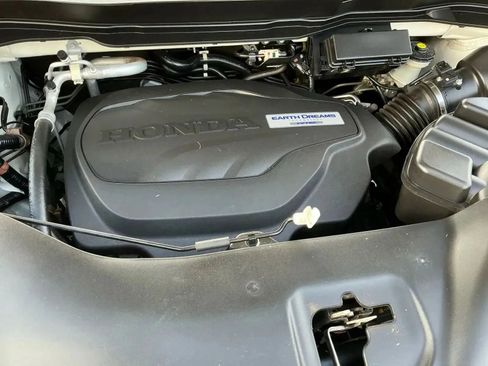 Used 2018 Honda Pilot Elite image 24