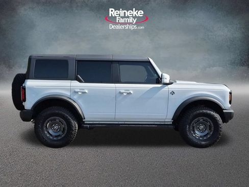 Used 2024 Ford Bronco Outer Banks AWD/4WD image 4