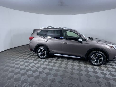 Used 2023 Subaru Forester Touring image 9