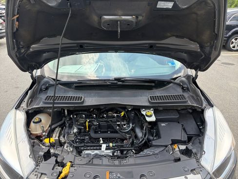 Used 2019 Ford Escape SE AWD/4WD image 20