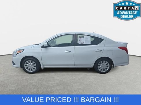 Used 2015 Nissan Versa SV FWD image 8