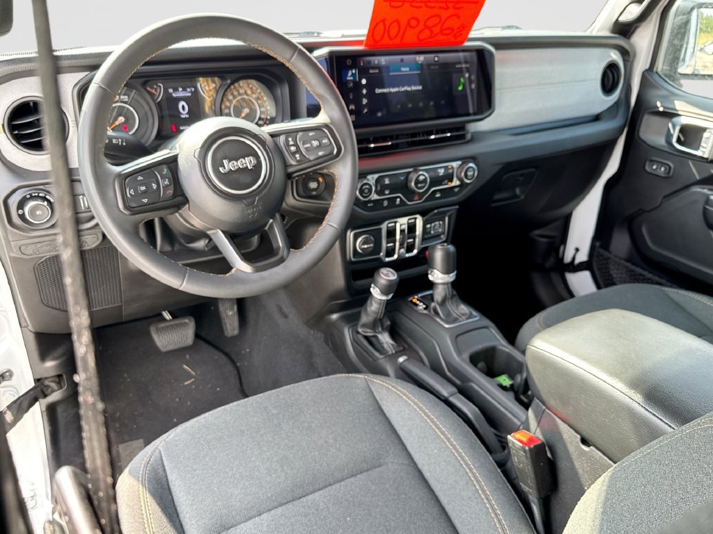 Used 2024 Jeep Wrangler Unlimited Sport AWD/4WD image 21