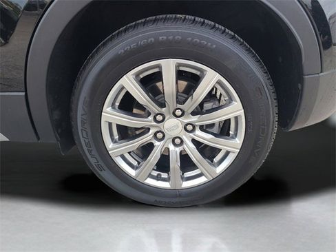 Used 2023 Cadillac XT4 Premium Luxury image 13