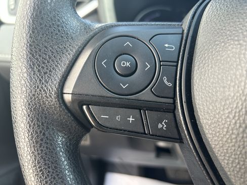 Certified 2025 Toyota RAV4 LE AWD/4WD image 22