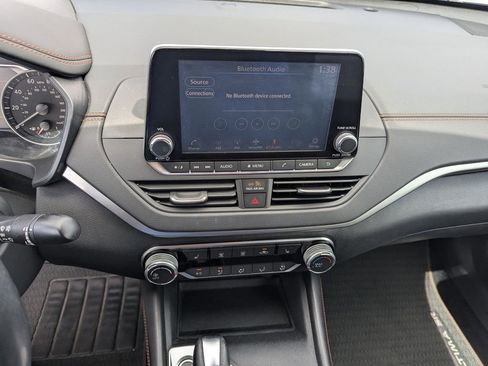 Used 2020 Nissan Altima 2.5 SR w/ Premium Package FWD image 21