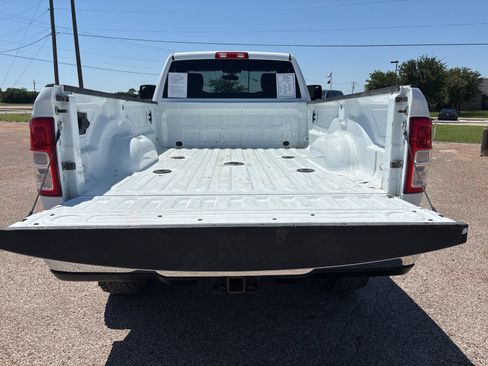 Used 2024 RAM 2500 Tradesman w/ Chrome Appearance Group AWD/4WD image 30