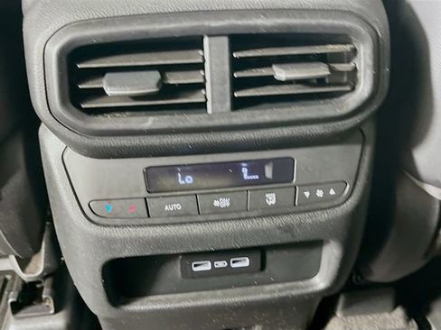 Used 2023 Honda Pilot EX-L image 24
