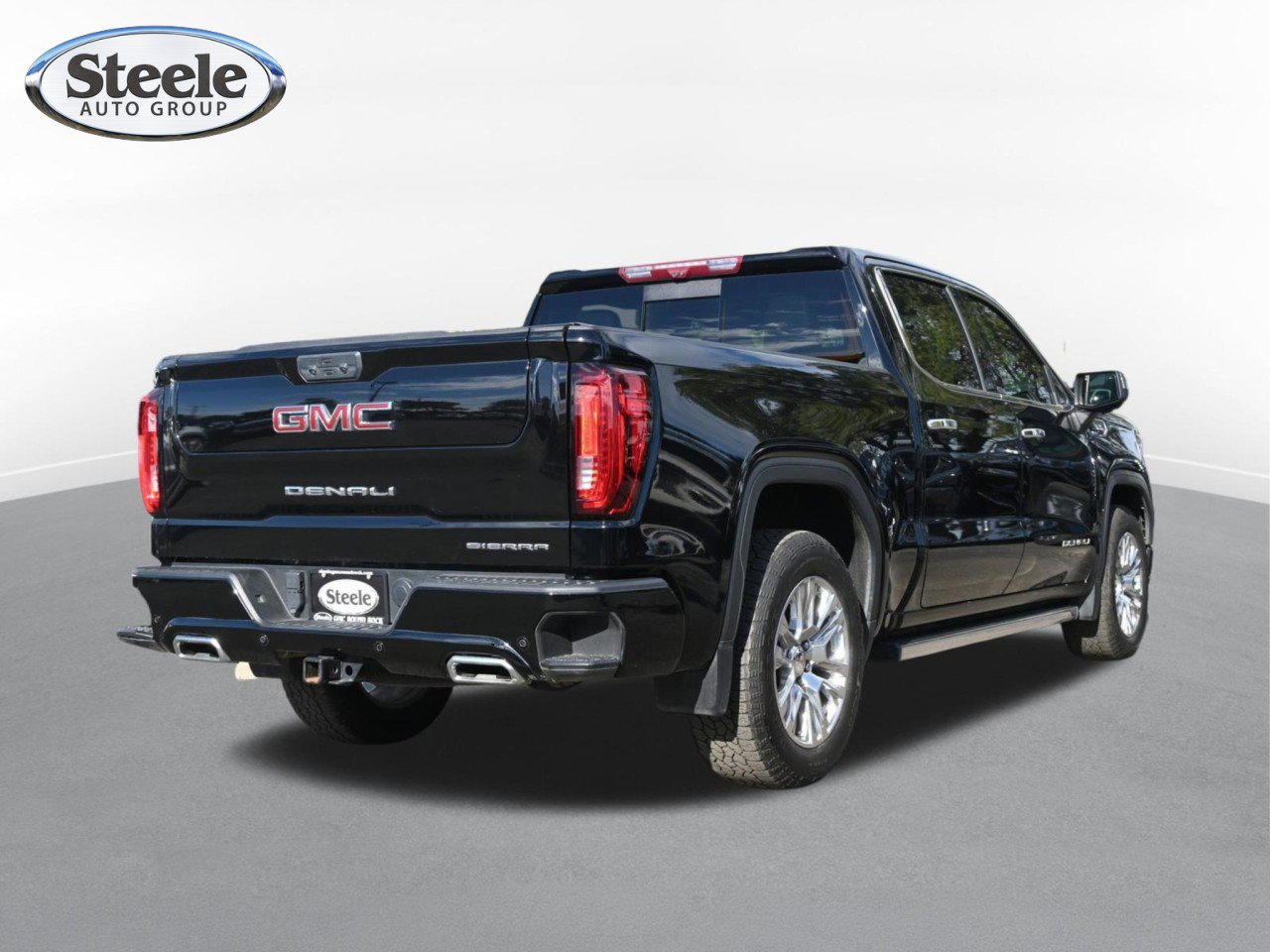 Certified 2025 GMC Sierra 1500 Denali w/ Technology Package AWD/4WD image 5