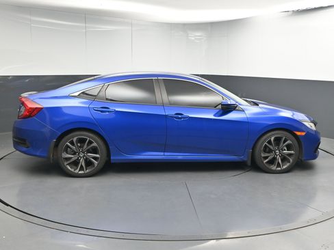 Used 2020 Honda Civic Sport image 9
