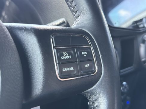 Used 2017 Jeep Wrangler Unlimited Sport w/ Connectivity Group image 12