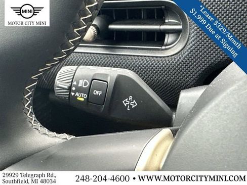 Certified 2025 MINI Cooper 2-Door Hardtop image 27