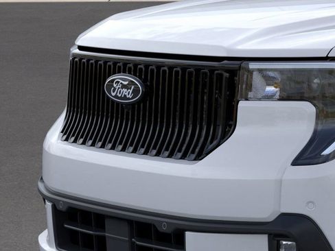 New 2025 Ford Maverick Lobo AWD/4WD image 18