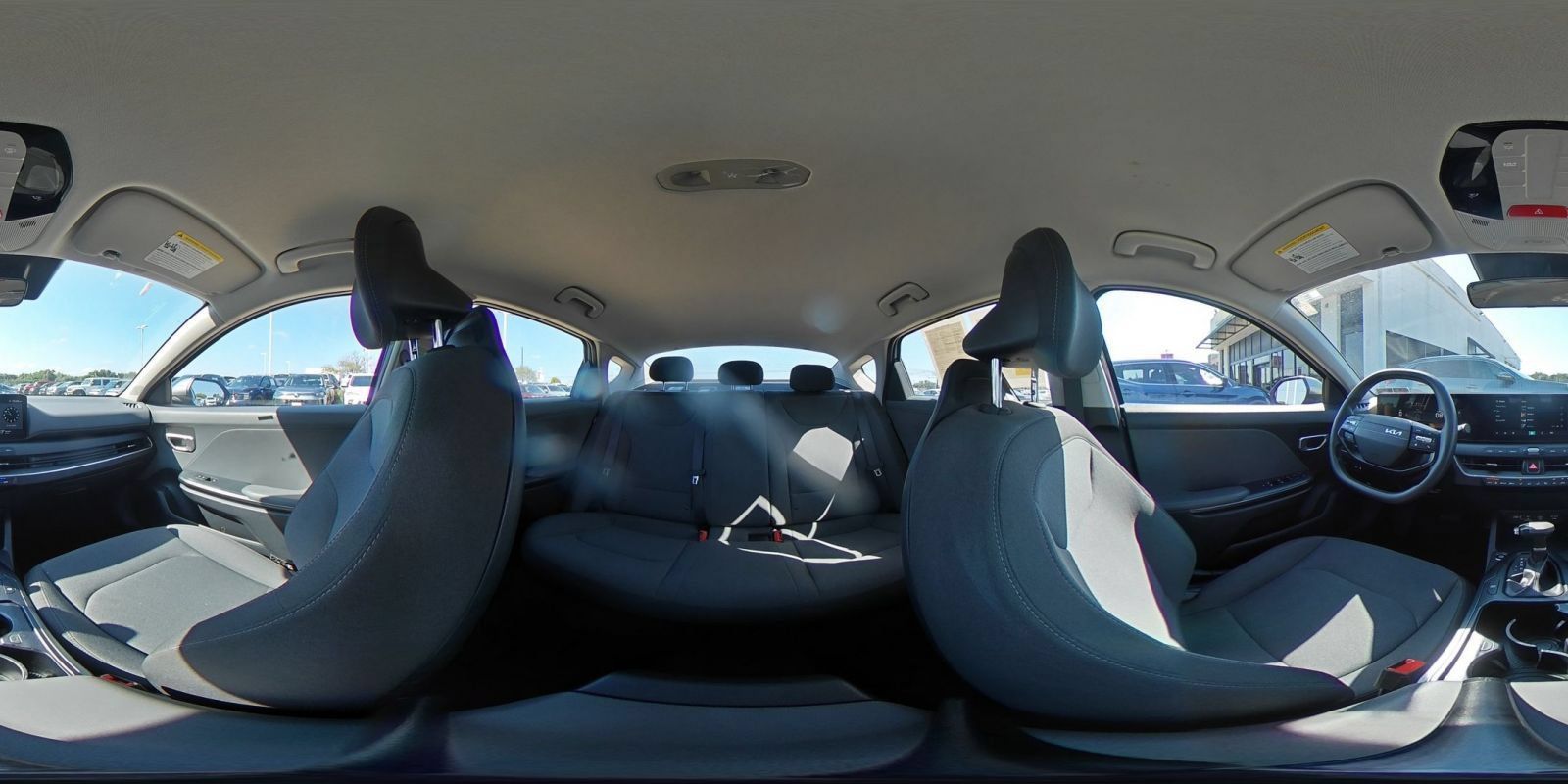Used 2025 Kia K4 FWD image 40