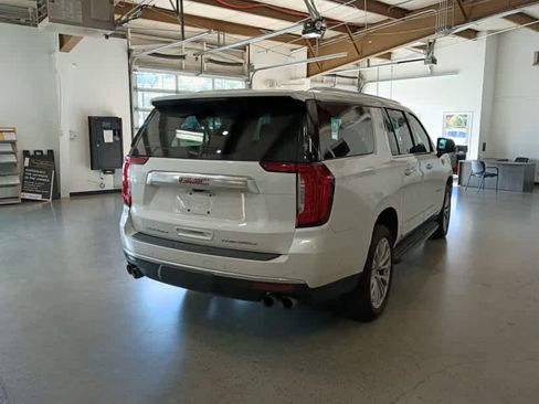 Used 2024 GMC Yukon XL Denali w/ Advanced Technology Package AWD/4WD image 15