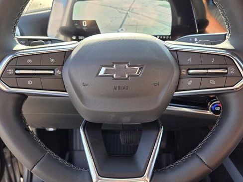 New 2026 Chevrolet Equinox LT w/ Convenience Package II FWD image 19