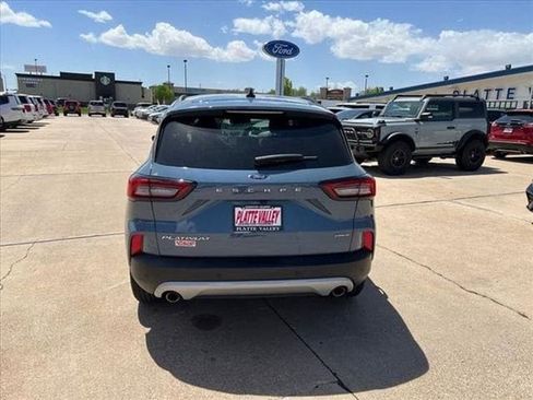 Certified 2023 Ford Escape Platinum AWD/4WD image 5