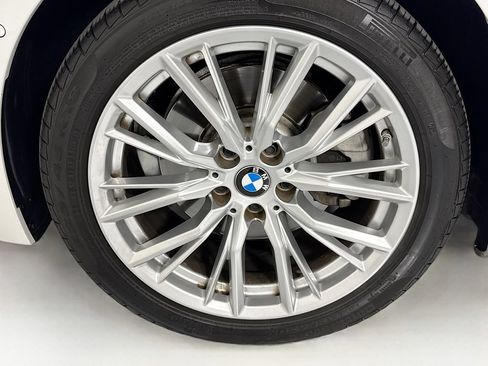 Used 2023 BMW 330i xDrive Sedan w/ Premium Package AWD/4WD image 30