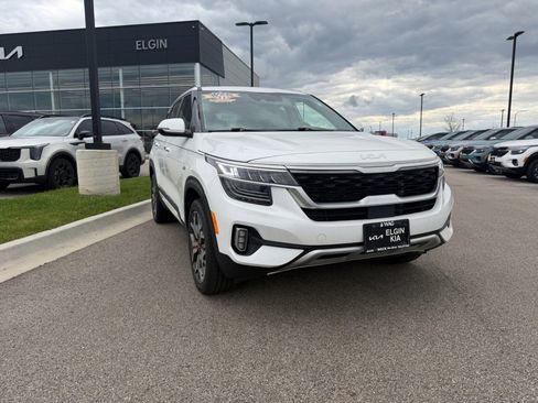 Used 2022 Kia Seltos SX w/ Sunroof Package AWD/4WD image 1