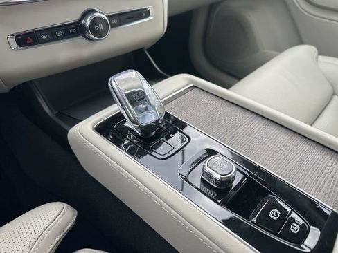 New 2026 Volvo XC90 B6 Ultra w/ Protection Package AWD/4WD image 15