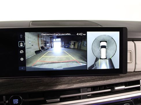 Used 2025 Hyundai Santa Fe Limited image 29