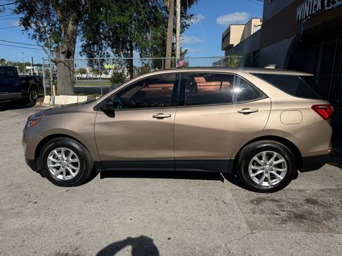 Used 2019 Chevrolet Equinox LS image 7