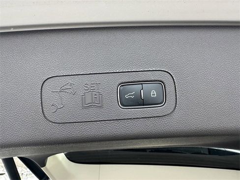 Certified 2023 Lincoln Aviator Standard w/ Premium Package image 45