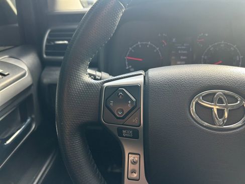 Used 2021 Toyota 4Runner SR5 image 17