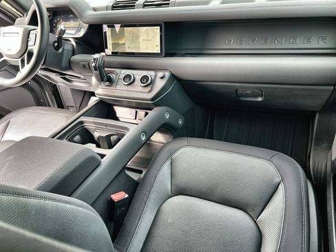 Certified 2023 Land Rover Defender 90 X-Dynamic SE AWD/4WD image 14