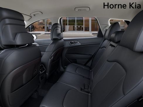 New 2026 Kia Sportage EX image 18