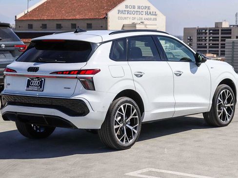 New 2026 Audi Q3 quattro 2.0T image 4