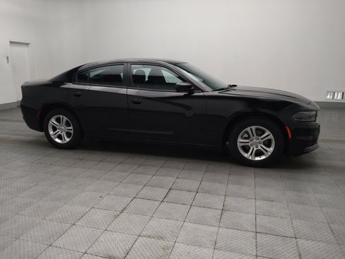 Used 2022 Dodge Charger SXT w/ Driver Convenience Group image 11