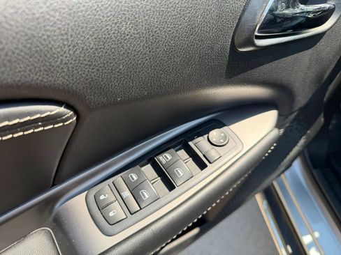 Used 2017 Dodge Journey Crossroad FWD image 14