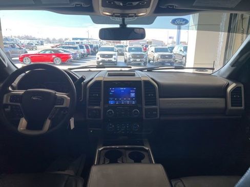 Used 2018 Ford F250 Lariat w/ Lariat Value Package image 25