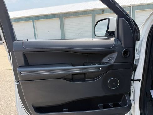 Used 2024 Ford Expedition Max Limited AWD/4WD image 20