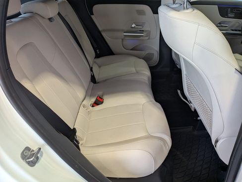 Used 2026 Mercedes-Benz GLA 250 4MATIC image 20