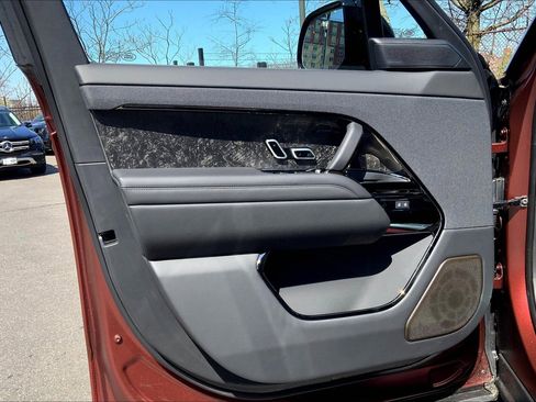 New 2025 Land Rover Range Rover Sport SV Edition Two image 10