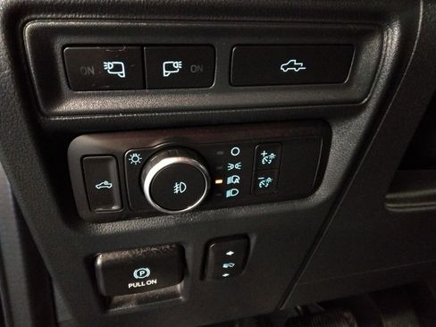 Used 2021 Ford F150 XLT w/ Equipment Group 302A High image 15