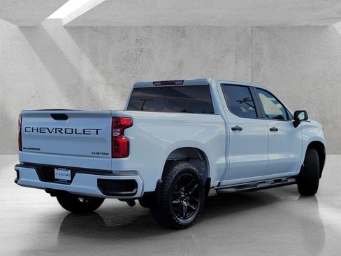 Used 2024 Chevrolet Silverado 1500 Custom w/ Turbomax Blackout Package image 4