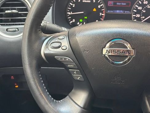 Used 2020 Nissan Pathfinder SV FWD image 20