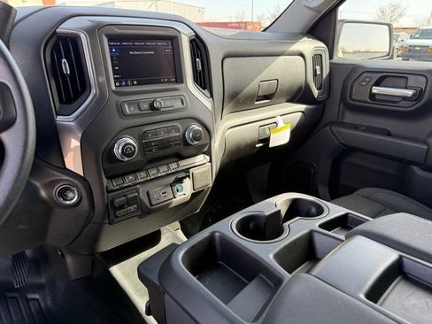 Used 2025 GMC Sierra 1500 Pro w/ Pro Value Package image 46