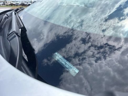 Used 2020 Nissan Pathfinder SL AWD/4WD image 25