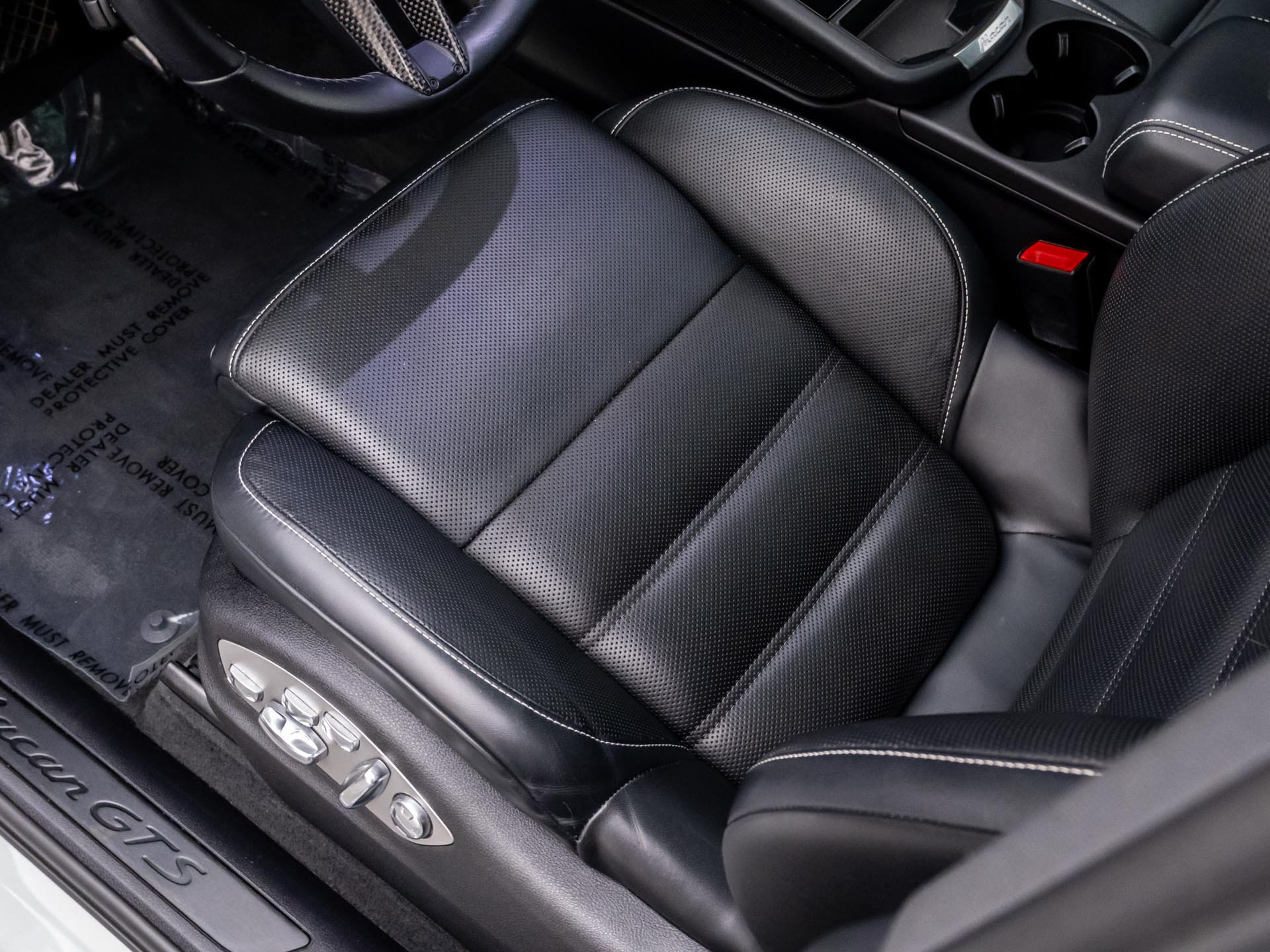 Certified 2023 Porsche Macan GTS AWD/4WD image 16