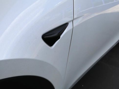 Used 2020 Tesla Model Y Long Range AWD/4WD image 31