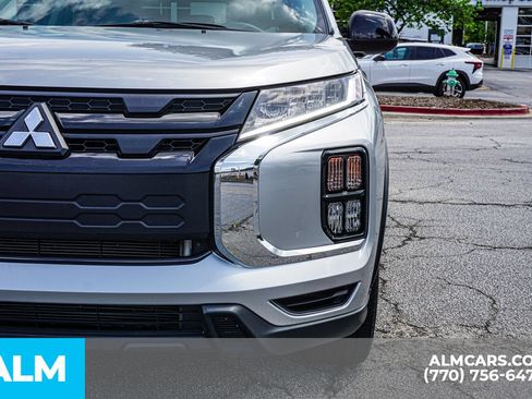 Used 2025 Mitsubishi Outlander Sport AWD image 18
