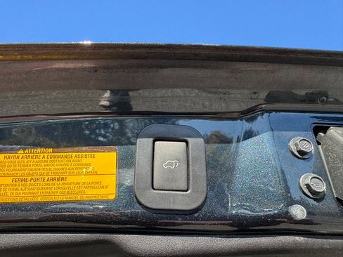 Used 2013 Toyota Venza Limited image 34